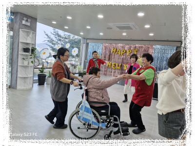 [꾸미기]KakaoTalk_20250104_162322957_03.jpg