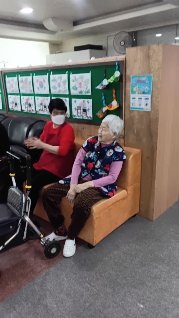 KakaoTalk_20250318_140358002_02.jpg